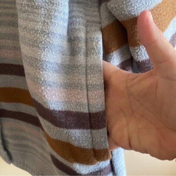 Columbia Calico Basin Shirt Jacket Shaket Woman Large Grey Stripped Pockets Cozy - Picture 10 of 16